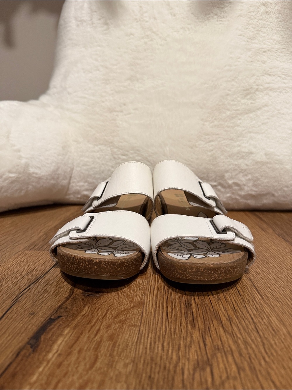 Naturalizer Kids White Double-Strap Buckle Sandals